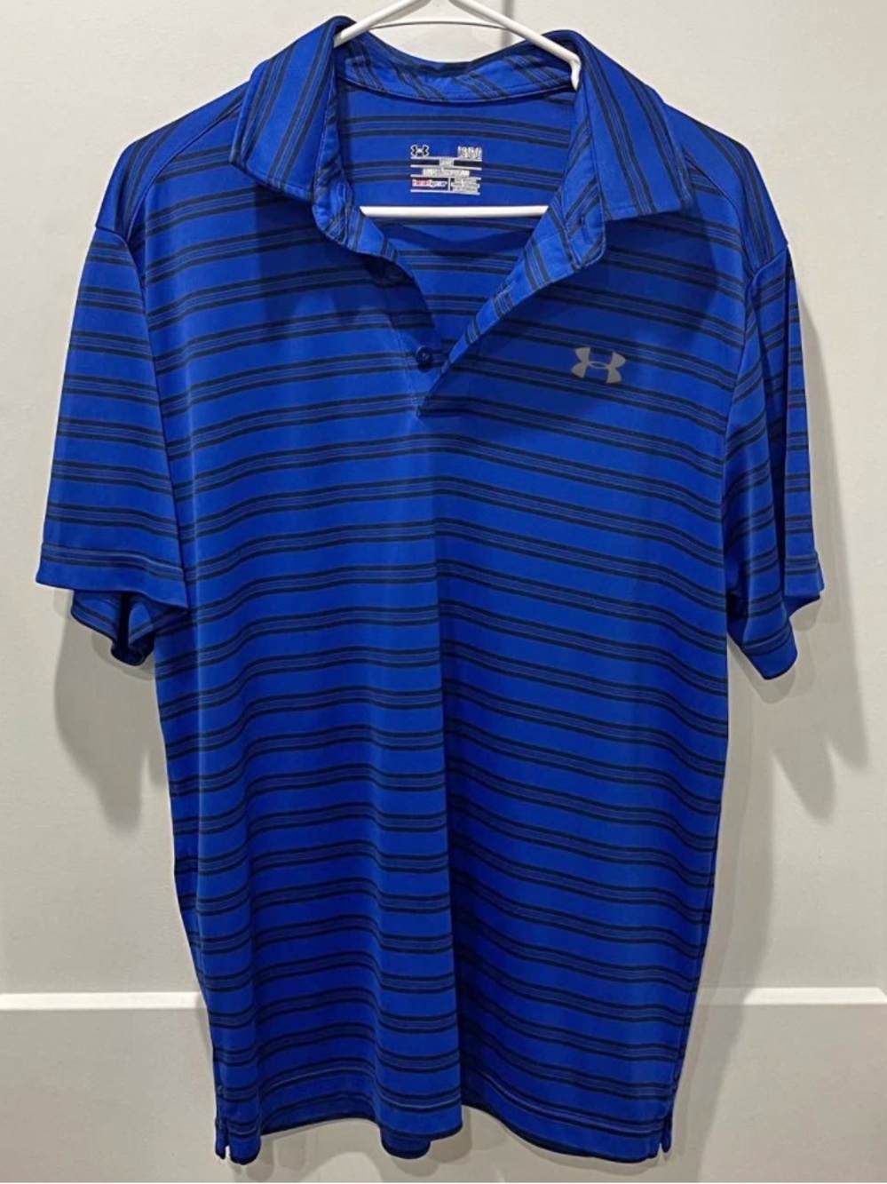 Under Armor LG Men’s Blue Striped Polo Button up tShirt